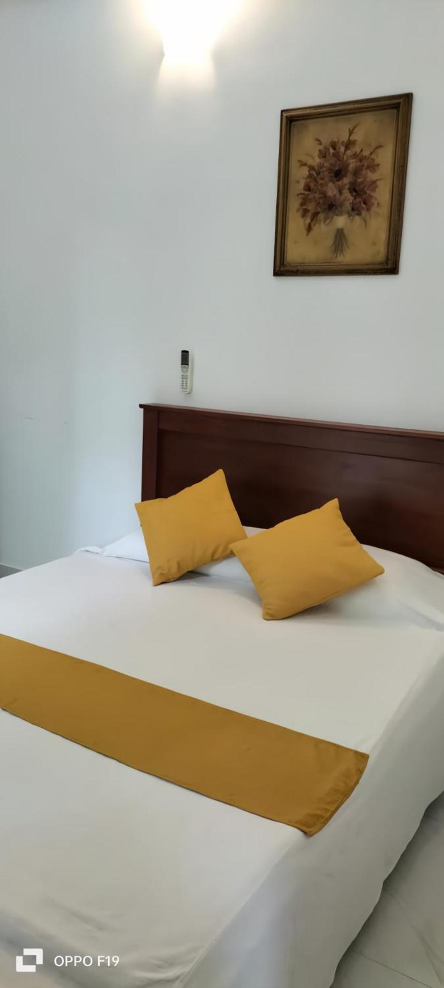 נגומבו Ceylon Lodge - Airport Transit Hostel מראה חיצוני תמונה