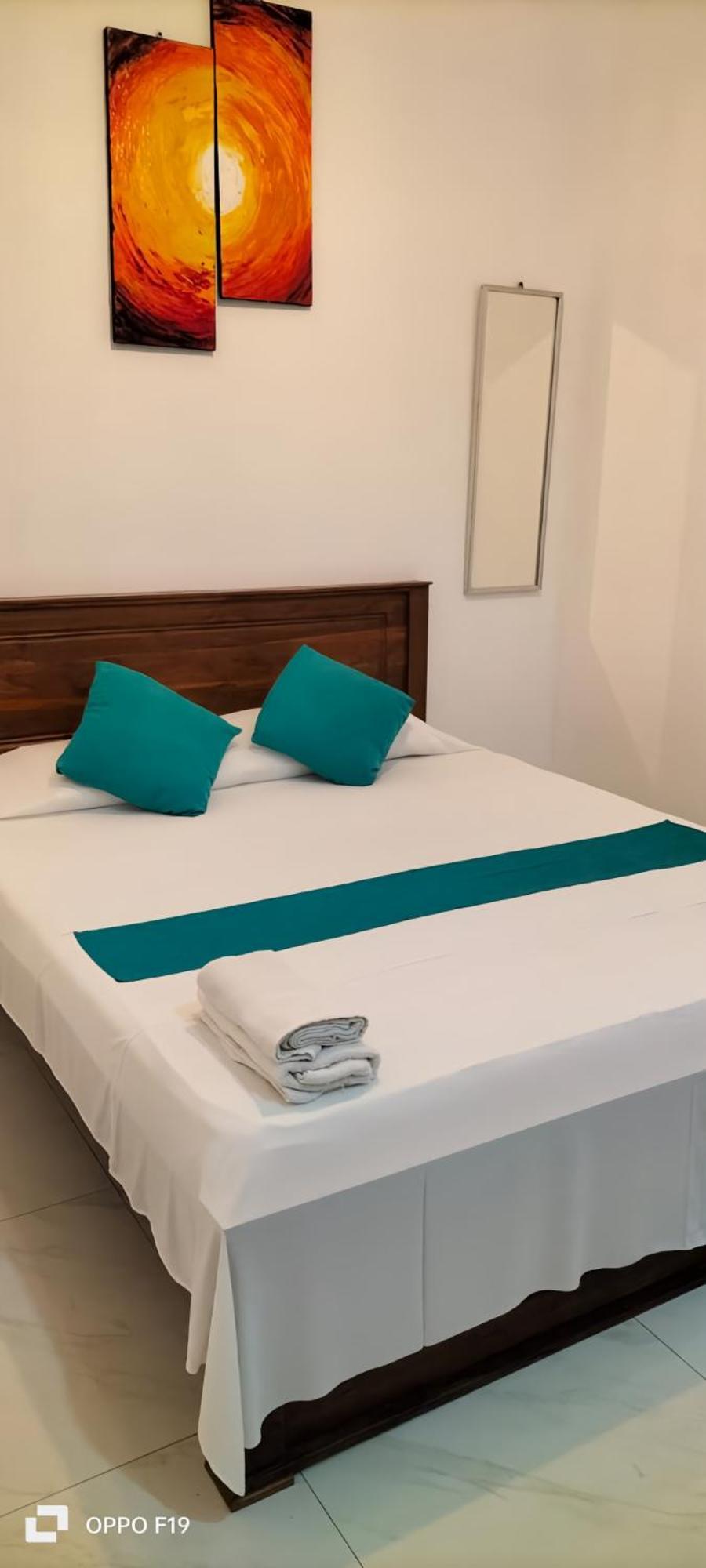 נגומבו Ceylon Lodge - Airport Transit Hostel מראה חיצוני תמונה
